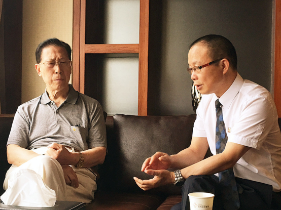 原省委书记汪友根莅临亲睦家老年医院实地考察